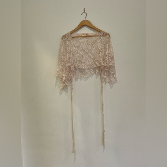 Luxury Jones One-of-a-kind Top - Picture 2 of 4